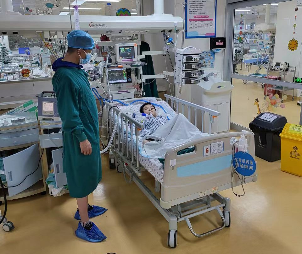 大悟县跨省救护车出租公司