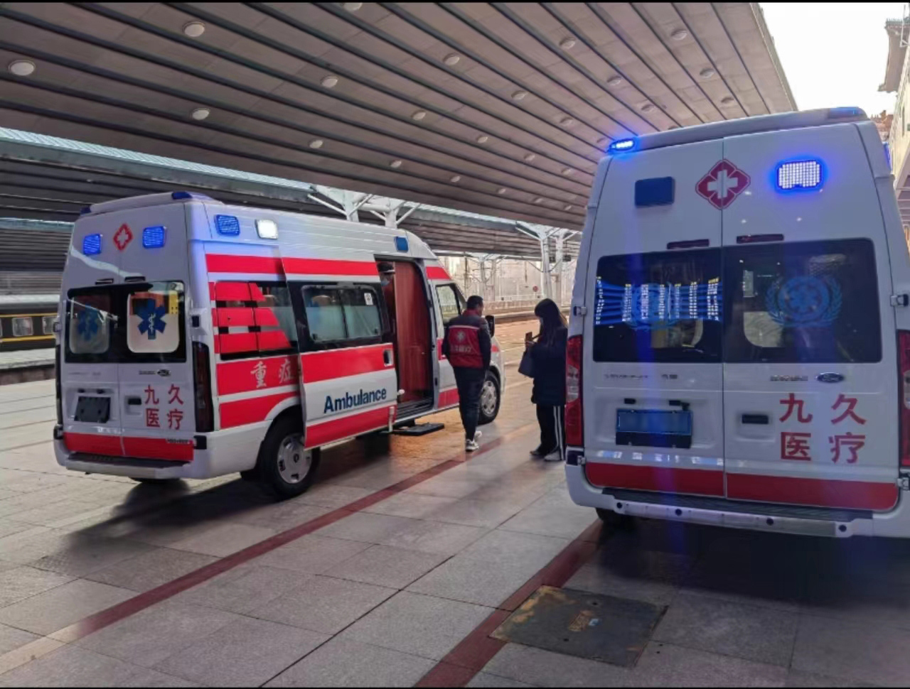 大悟县救护车长途转运